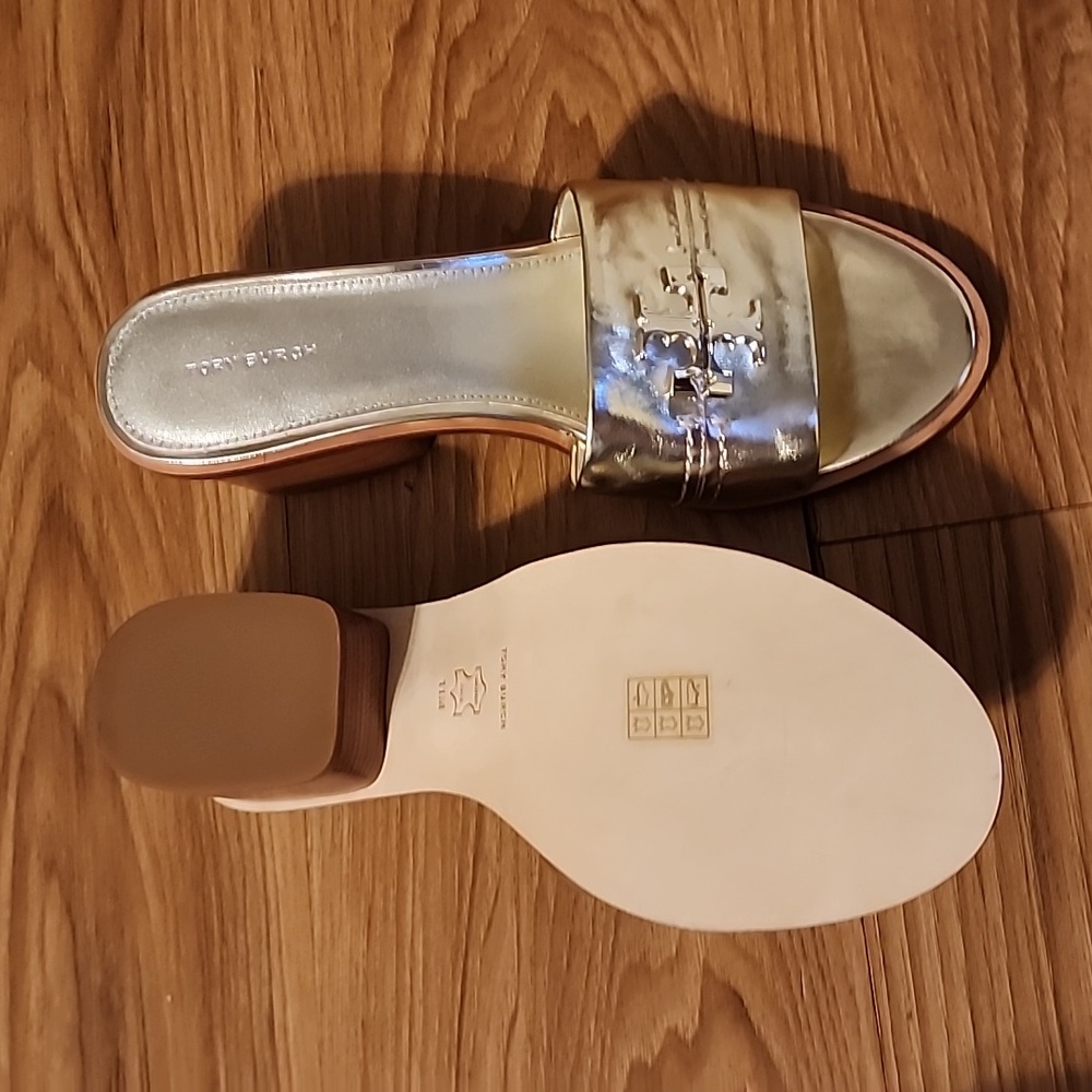 Tory Burch Everly Block Heel - Picture 7 of 12